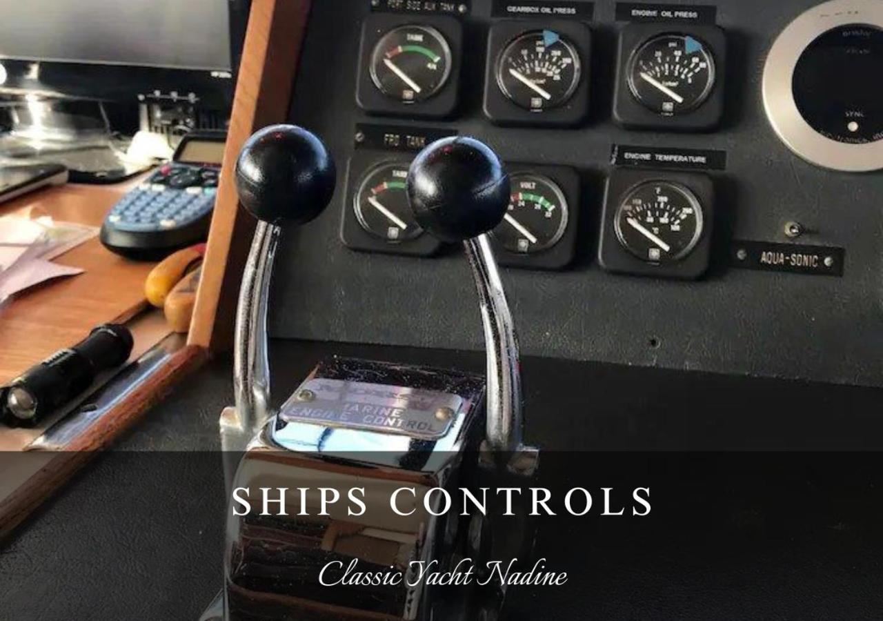 Classic Yacht Nadine In Poole Harbour, Dorset, With A Hot Tub Jacuzzi Bagian luar foto