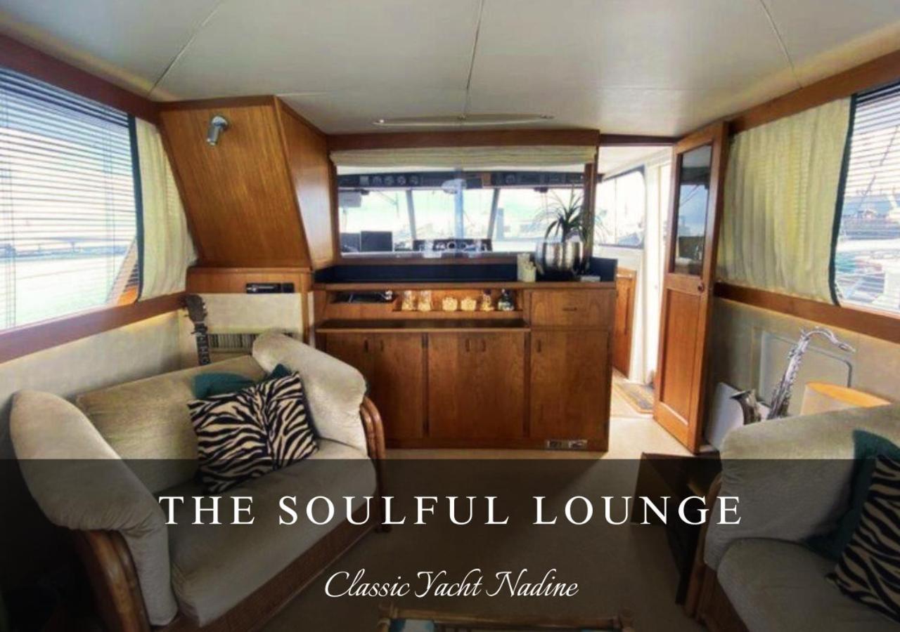 Classic Yacht Nadine In Poole Harbour, Dorset, With A Hot Tub Jacuzzi Bagian luar foto